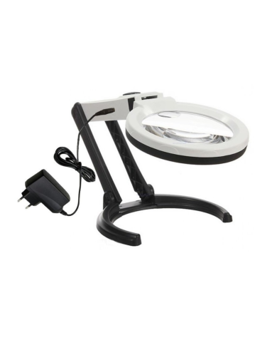 Loupe éclairante 2.5X  et 6X