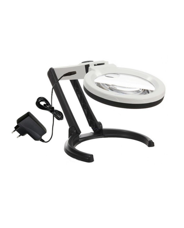 Loupe éclairante 2.5X  et 6X